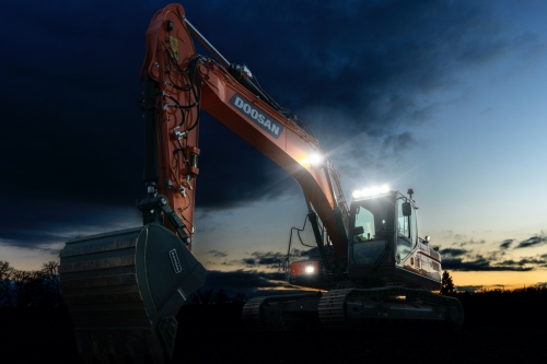 Teljessé vált a Doosan DX-7 kotrócsaládja