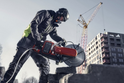 A Husqvarna elektromos beton- és fémdarabolója