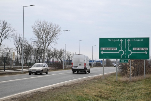 Négysávossá válik az 5. sz. főút