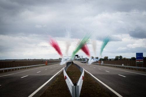 Fontos autópálya-szakasz készült el Horvátországban